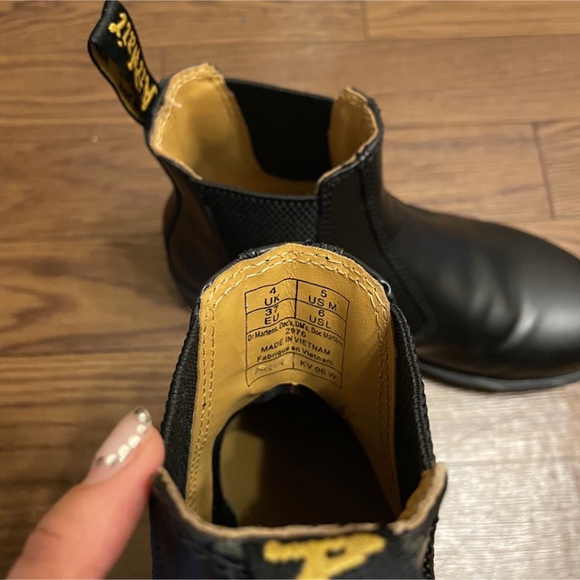 Dr.Martens(ドクターマーチン)のDr.Martens 2976 チェルシーブーツ サイドゴア レディースの靴/シューズ(ブーツ)の商品写真