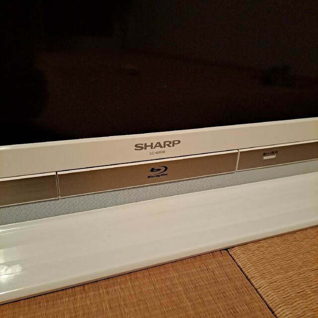 AQUOS - SHARP AQUOS Blu-ray&HDD内蔵 白いテレビの通販 by aeri510