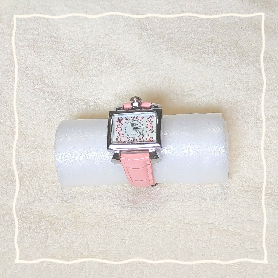 【ほぼ新品】腕時計 レディースのファッション小物(腕時計)の商品写真
