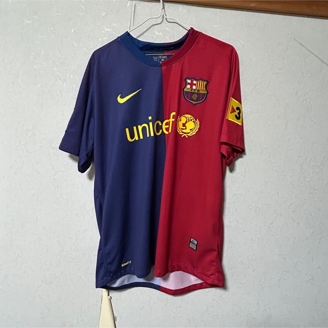 NIKE(ナイキ)のバルセロナ　メッシ　ユニフォーム　サッカー　 スポーツ/アウトドアのサッカー/フットサル(ウェア)の商品写真