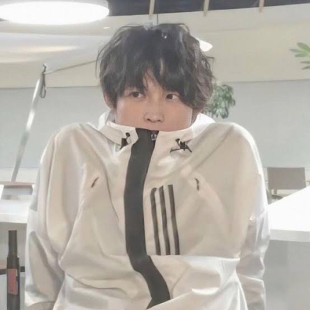 adidas - adidas ナイロンジャケット 松村北斗着用の通販 by yuri's