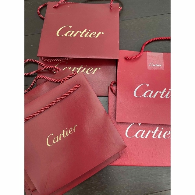 Cartier(カルティエ)のカルティエ 紙袋　大11中5中9  25枚 レディースのバッグ(ショップ袋)の商品写真