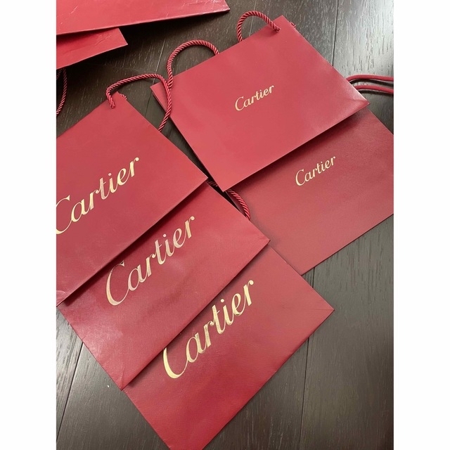 Cartier(カルティエ)のカルティエ 紙袋　大11中5中9  25枚 レディースのバッグ(ショップ袋)の商品写真