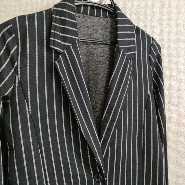 テーラードジャケット★濃紺M／美品 レディースのジャケット/アウター(テーラードジャケット)の商品写真