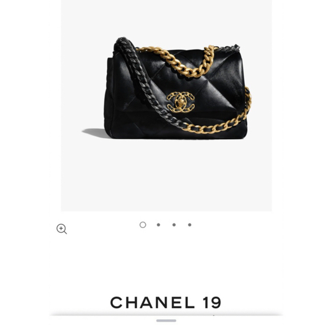 #CHANEL19ショルダーバック未使用に近い　貴重ゴールド