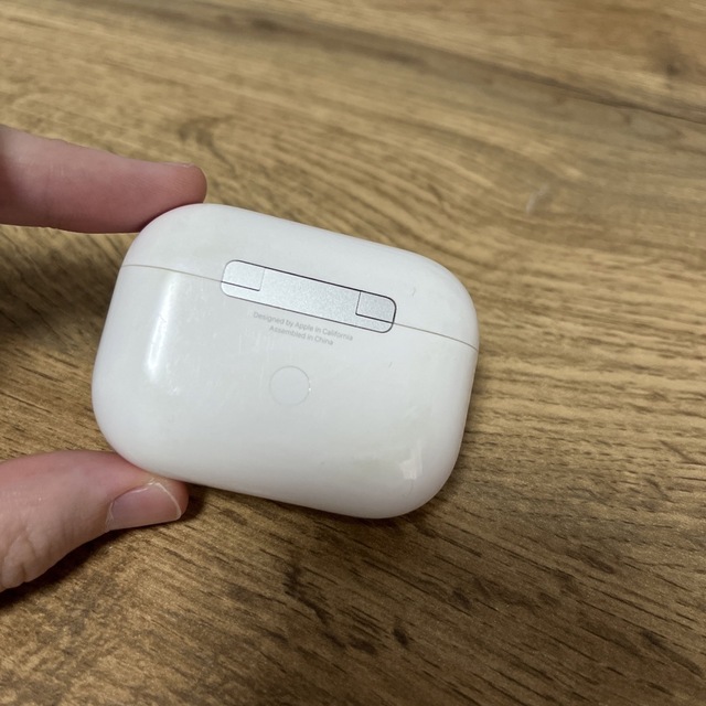 Apple(アップル)の【ゆか様専用】AirPods Pro 第一世代 スマホ/家電/カメラのオーディオ機器(ヘッドフォン/イヤフォン)の商品写真