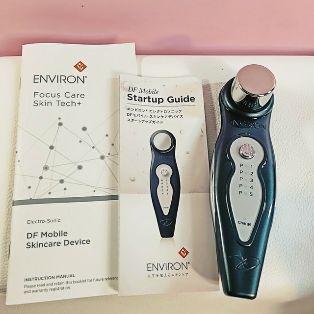 ENVIRON(エンビロン)のエンビロン　DFモバイル　美顔器　美品 スマホ/家電/カメラの美容/健康(フェイスケア/美顔器)の商品写真