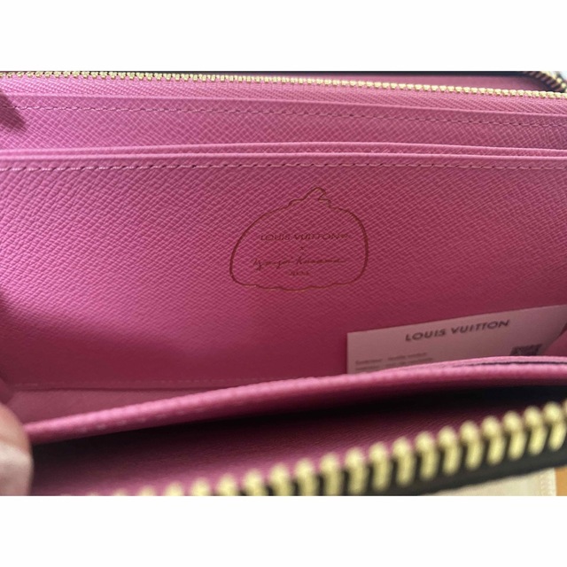 LOUIS VUITTON(ルイヴィトン)のルイヴィトン　M82106 草間弥生パンプキンジッピーウオレット レディースのファッション小物(財布)の商品写真