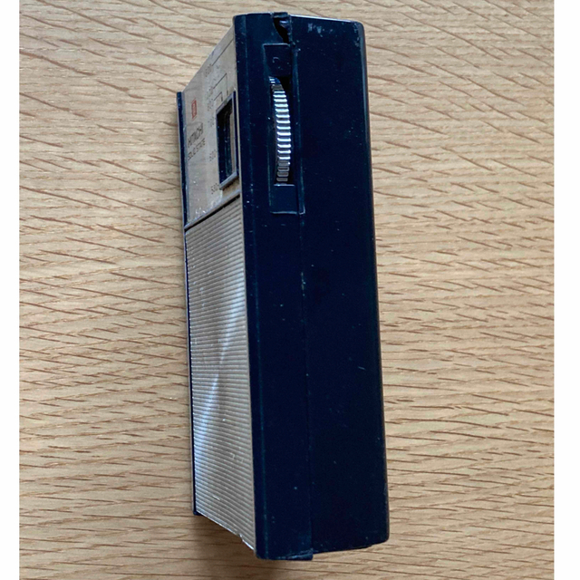 日立(ヒタチ)の【ジャンク品】トランジスタラジオ　昭和レトロ スマホ/家電/カメラのオーディオ機器(ラジオ)の商品写真