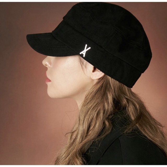 正規店購入　VARZAR キャスケット　新品未使用　送料込み　バザール　韓国 レディースの帽子(キャスケット)の商品写真