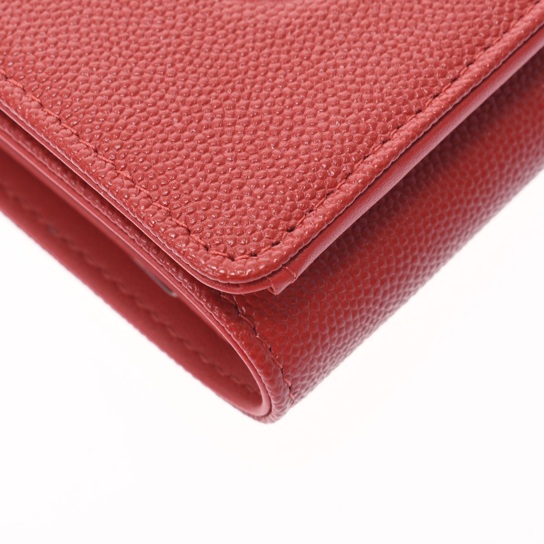 CHANEL(シャネル)の未使用 シャネル CHANEL 30番台 レディース 三つ折り財布 レッド  グレインドカーフスキン レディースのファッション小物(財布)の商品写真