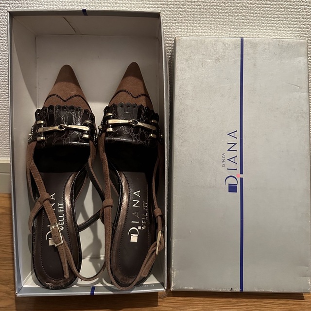 DIANA(ダイアナ)のDIANA ブラウン　パンプス レディースの靴/シューズ(ハイヒール/パンプス)の商品写真