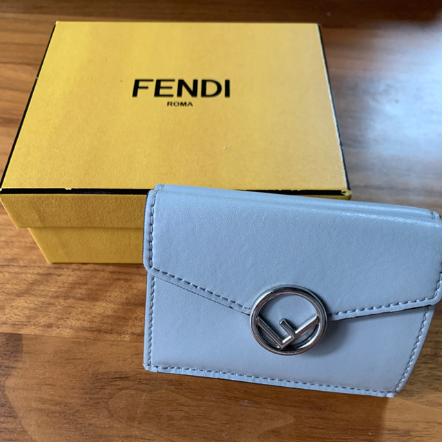 FENDI ミニ財布