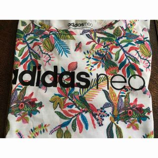 アディダス(adidas)のadidas Tシャツ(Tシャツ(半袖/袖なし))