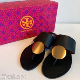 トリーバーチ(Tory Burch)の【新品】トリーバーチ ディスク サンダル 6(サンダル)