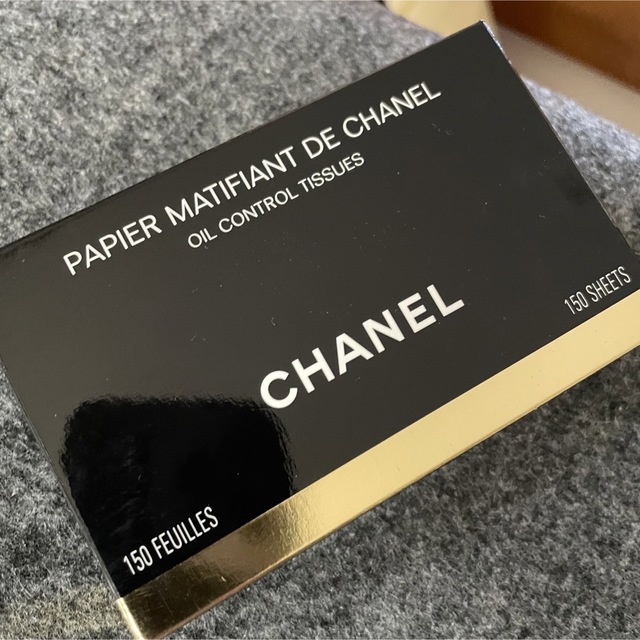 CHANEL(シャネル)のCHANEL オイルコントロールティッシュ レディースのファッション小物(ミラー)の商品写真