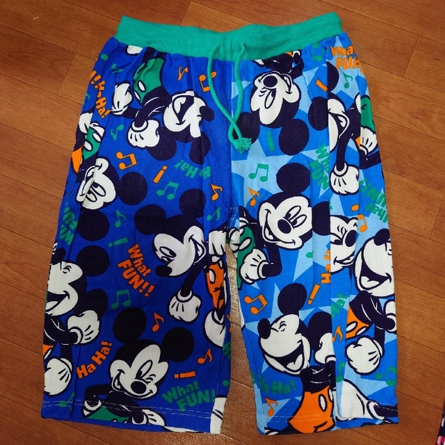 Disney(ディズニー)のハーフパンツ(ディズニー)×2 レディースのパンツ(ハーフパンツ)の商品写真