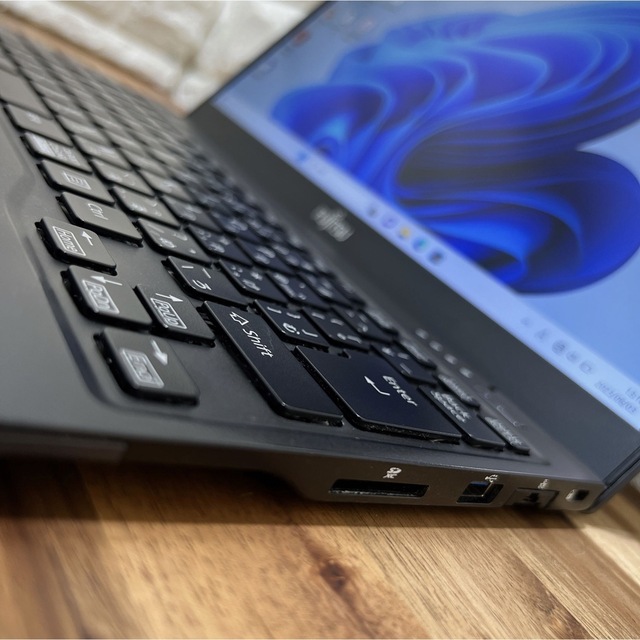 60%OFF!】 LIFEBOOK U939 A☘Corei5第8世代☘SSD256GB メ8GB