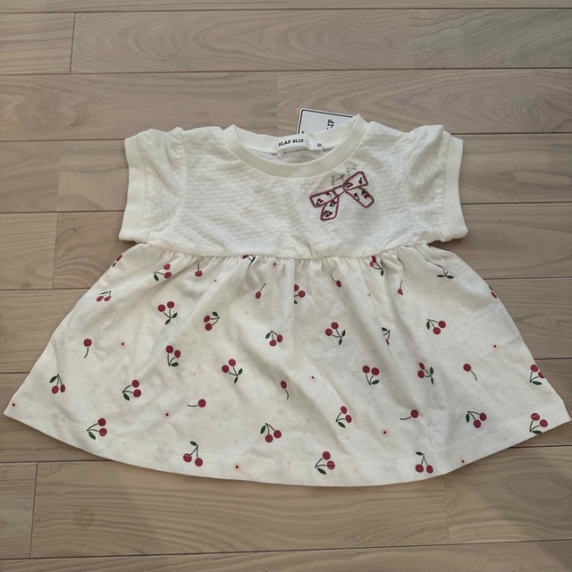 BeBe(ベベ)のSLAP SLIP半袖Tシャツ　80サイズ キッズ/ベビー/マタニティのベビー服(~85cm)(Ｔシャツ)の商品写真