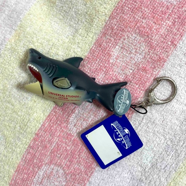 USJ(ユニバーサルスタジオジャパン)のジョーズ キーホルダー / USJ エンタメ/ホビーのおもちゃ/ぬいぐるみ(キャラクターグッズ)の商品写真