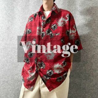 アートヴィンテージ(ART VINTAGE)の【vintage】龍&ハイビスカス 総柄 ルーズ 半袖シャツ 赤 アロハ XL(シャツ)