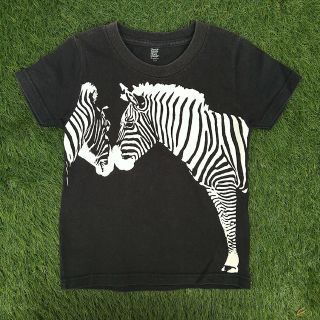 グラニフ(Design Tshirts Store graniph)の中古キッズグラニフＴシャツ　110センチ　黒(Tシャツ/カットソー)