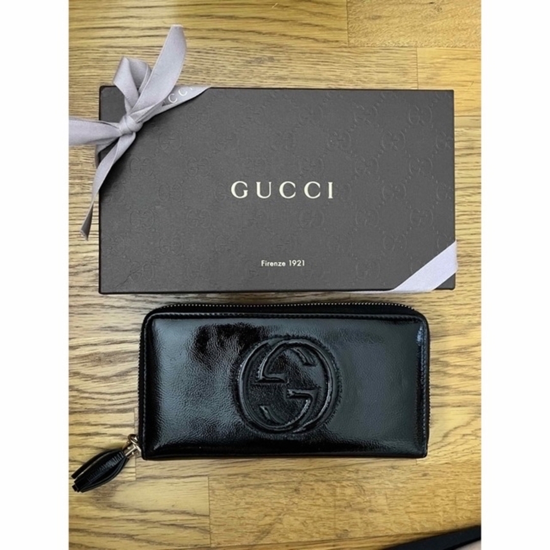 Gucci(グッチ)のGUCCI長財布 レディースのファッション小物(財布)の商品写真