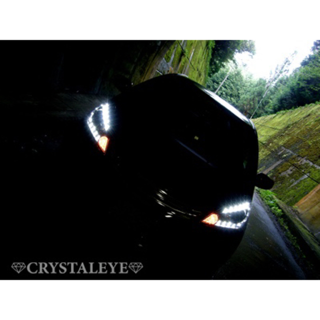 【ジャンク】フィットGE前期HID車用 CRYSTALEYE V3 ヘッドライト 自動車/バイクの自動車(車種別パーツ)の商品写真