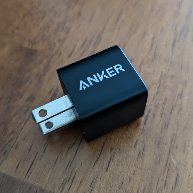 Anker(アンカー)のAnker PowerPort III Nano 20W スマホ/家電/カメラのスマートフォン/携帯電話(バッテリー/充電器)の商品写真