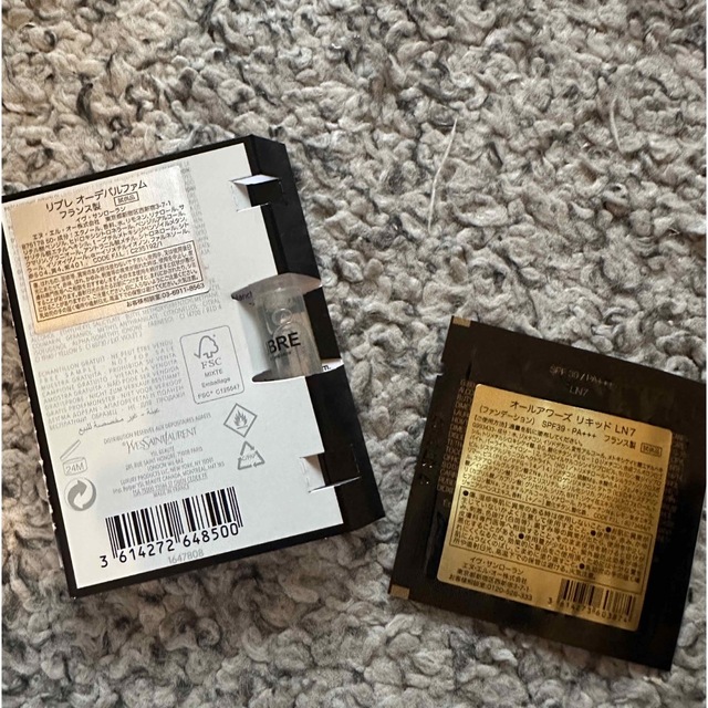 Yves Saint Laurent Beaute(イヴサンローランボーテ)のサンローラン　サンプルセット(香水、リキッドファンデーション) コスメ/美容のキット/セット(サンプル/トライアルキット)の商品写真