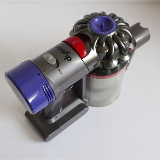 ダイソン(Dyson)のDyson V7 Fluffy (SV11FF) 2017年モデル【ジャンク】(掃除機)