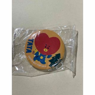 ビーティーイシビル(BT21)のくら寿司　ガチャガチャ　BT21  TATA  缶バッジ(バッジ/ピンバッジ)