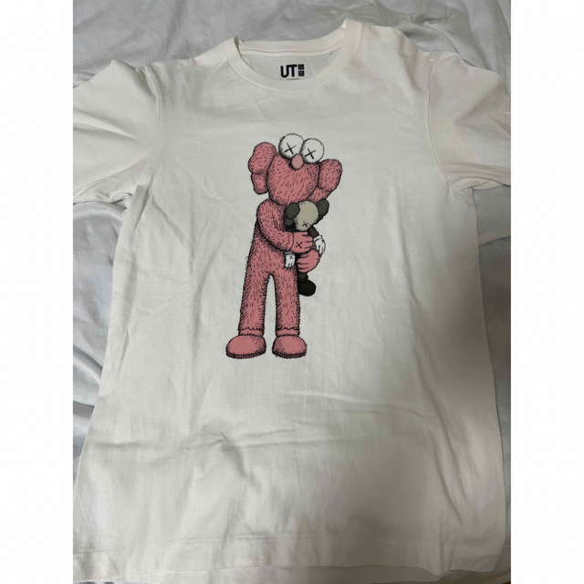 UNIQLO(ユニクロ)のユニクロ　kawsコラボTシャツ レディースのトップス(Tシャツ(半袖/袖なし))の商品写真