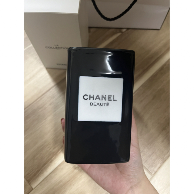 CHANEL(シャネル)の新品未使用 シャネル ブラシスタンド ブラシケース ノベルティ 陶器メイクポッド コスメ/美容のコスメ/美容 その他(その他)の商品写真