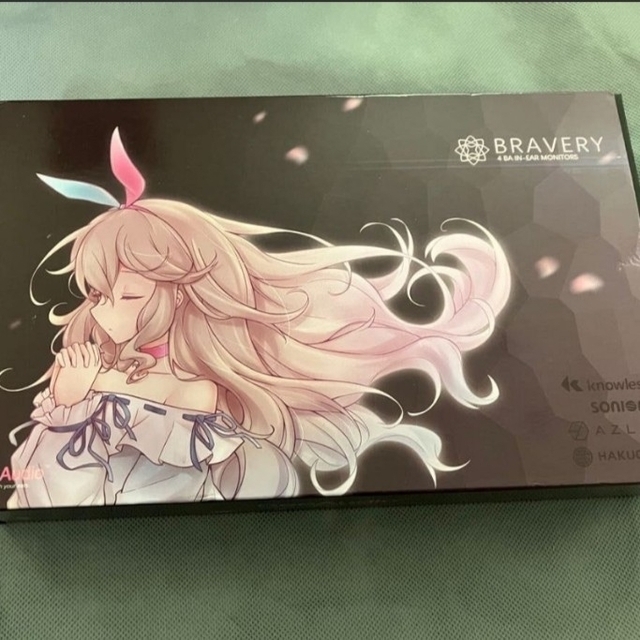 ヘッドフォン/イヤフォン(ほぼ新品)SEEAUDIO BRAVELY 黒　3.5