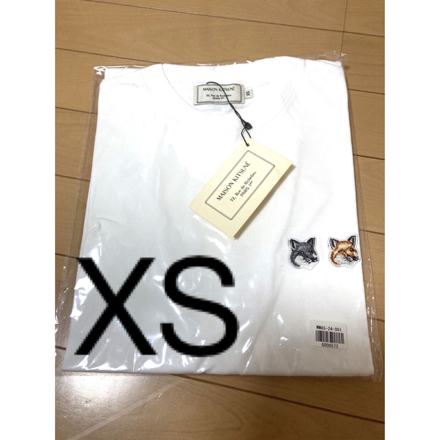 MAISON KITSUNE'(メゾンキツネ)の12 XS メゾンキツネ　ダブルフォックス　Tシャツ レディースのトップス(Tシャツ(半袖/袖なし))の商品写真