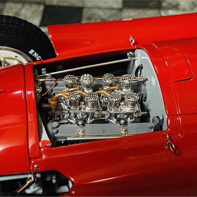 Ferrari - 1/18 CMC ランチア フェラーリ D50 ロングノーズ 1956 Ferrari - 1/18 CMC ランチア フェラーリ D50 ロングノーズ 1956