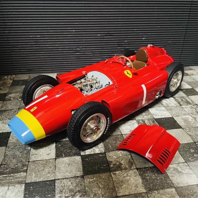 Ferrari - 1/18 CMC ランチア フェラーリ D50 ロングノーズ 1956 Ferrari - 1/18 CMC ランチア フェラーリ D50 ロングノーズ 1956
