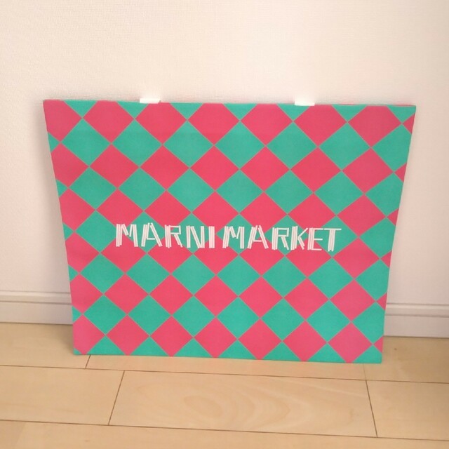 Marni(マルニ)のMARNIショッパー　2022ポップアップ レディースのバッグ(ショップ袋)の商品写真