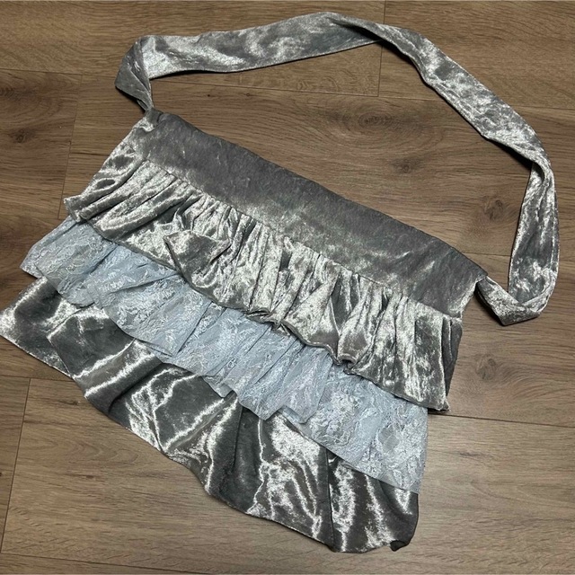 ベロアサコッシュ レディースのバッグ(ショルダーバッグ)の商品写真