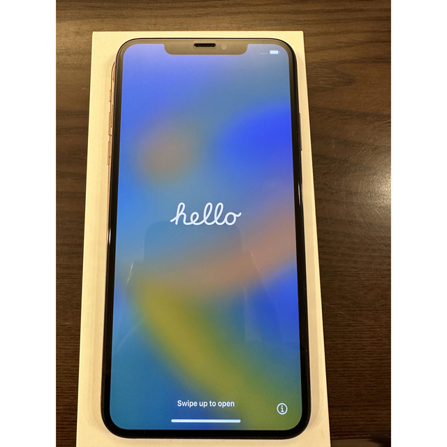 Apple(アップル)のiPhone XS MAX Gold 256GB スマホ/家電/カメラのスマートフォン/携帯電話(スマートフォン本体)の商品写真