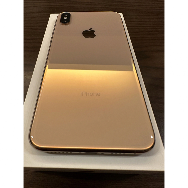 Apple(アップル)のiPhone XS MAX Gold 256GB スマホ/家電/カメラのスマートフォン/携帯電話(スマートフォン本体)の商品写真