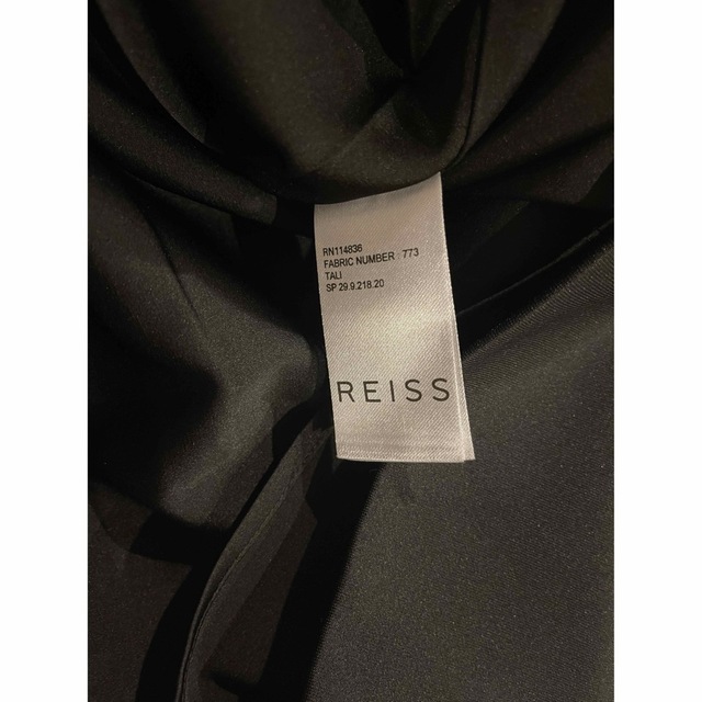 REISS(リース)のイギリス皇室キャサリン妃愛用ブランドREISS ワンピース レディースのワンピース(ひざ丈ワンピース)の商品写真