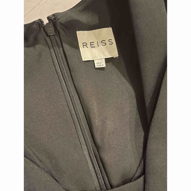 REISS(リース)のイギリス皇室キャサリン妃愛用ブランドREISS ワンピース レディースのワンピース(ひざ丈ワンピース)の商品写真