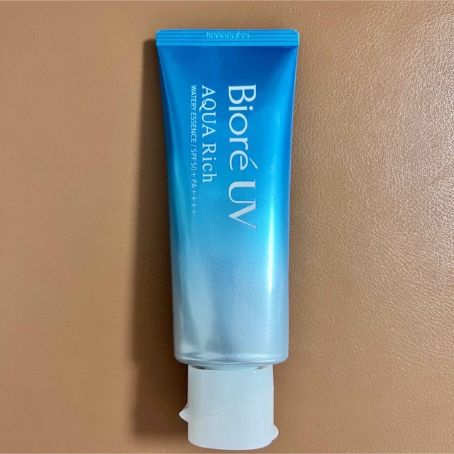 Biore(ビオレ)のビオレ UV アクアリッチ ウォータリーエッセンス a 日焼け止め コスメ/美容のボディケア(日焼け止め/サンオイル)の商品写真