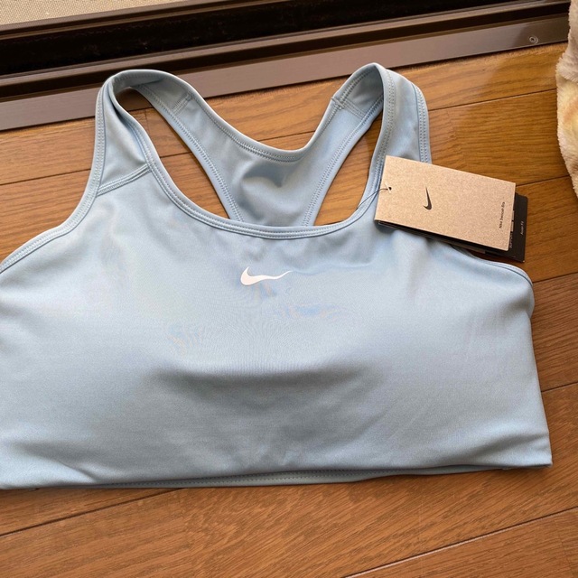 NIKE(ナイキ)のNIKE MED パッド ブラ⭐️新品⭐️LL スポーツ/アウトドアのトレーニング/エクササイズ(ヨガ)の商品写真