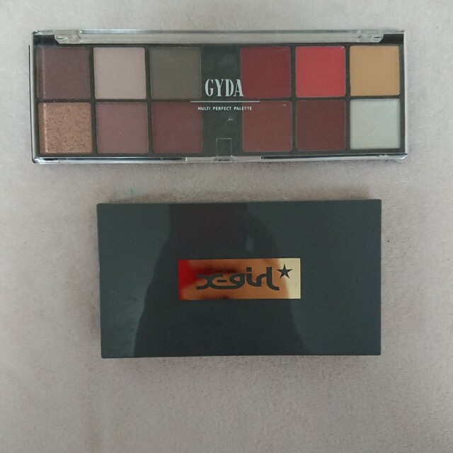 GYDA(ジェイダ)のGYDA MULTI PERFECT PALETTE X-girlメイクパレット コスメ/美容のベースメイク/化粧品(アイシャドウ)の商品写真