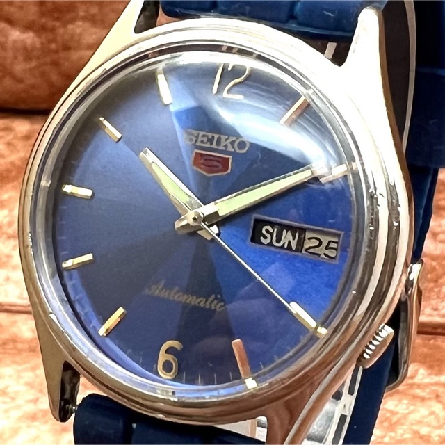 【人気】SEIKO 5★セイコー★機械式自動巻き★メンズ腕時計★ブルー★送料無料