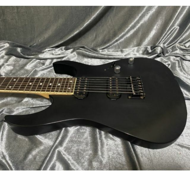 Ibanez(アイバニーズ)のIbanez RG7321 7弦モデル 2005年製 楽器のギター(エレキギター)の商品写真