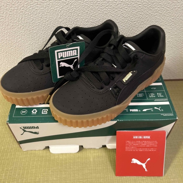 PUMA(プーマ)の値下げ‼️新品‼︎ PUMA  ヌマック　スニーカー　ブラック 22.5cm キッズ/ベビー/マタニティのキッズ靴/シューズ(15cm~)(スニーカー)の商品写真